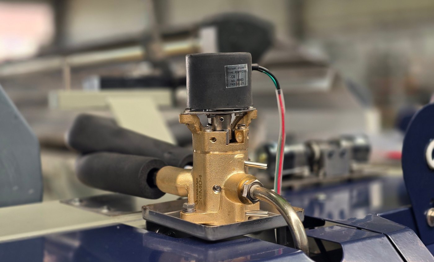 JTM-508 su jetli dokuma tezgahında elektronik su jeti valfi